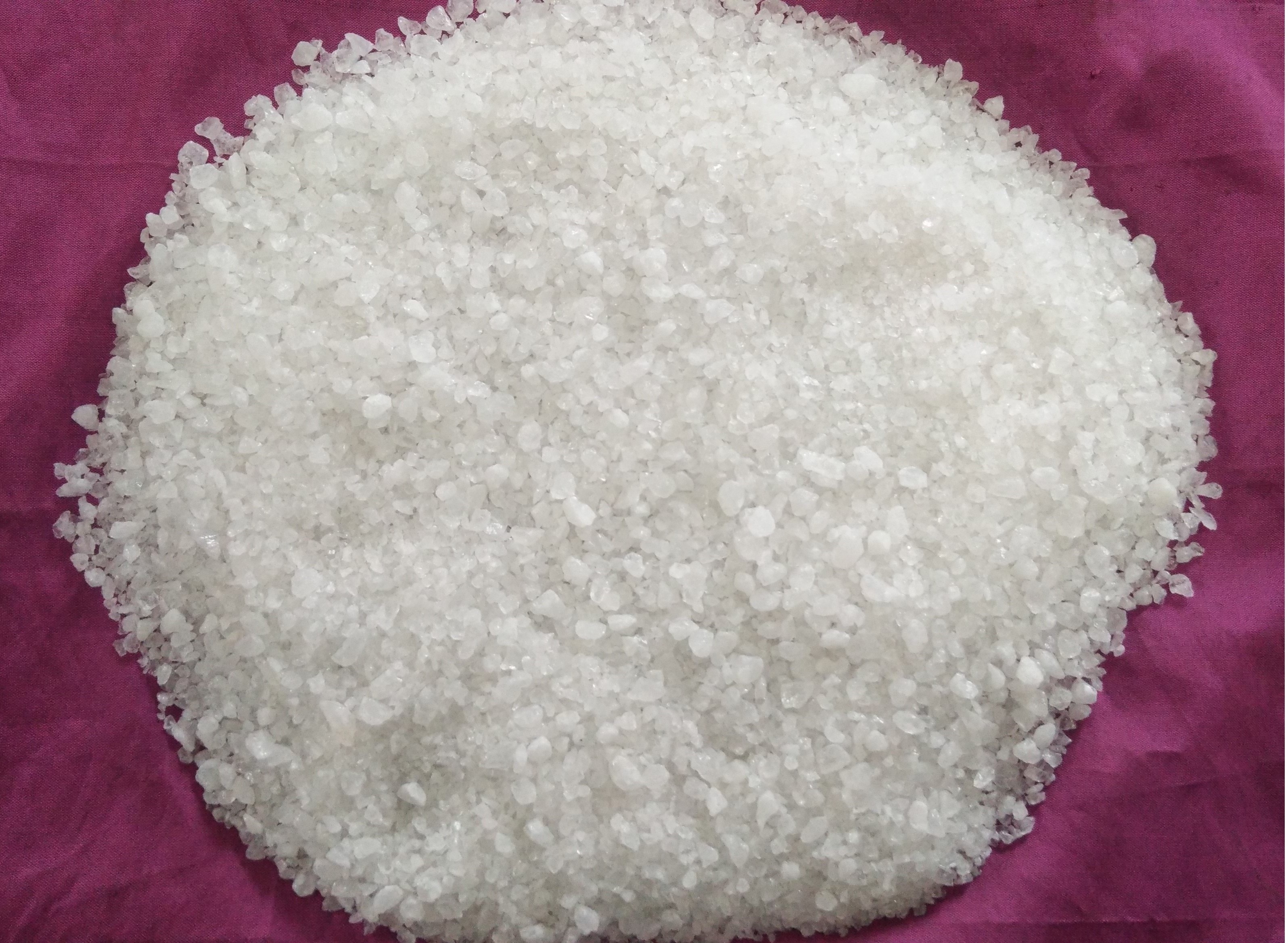 Supplier, Manufacturer of Quartz Gritz in India